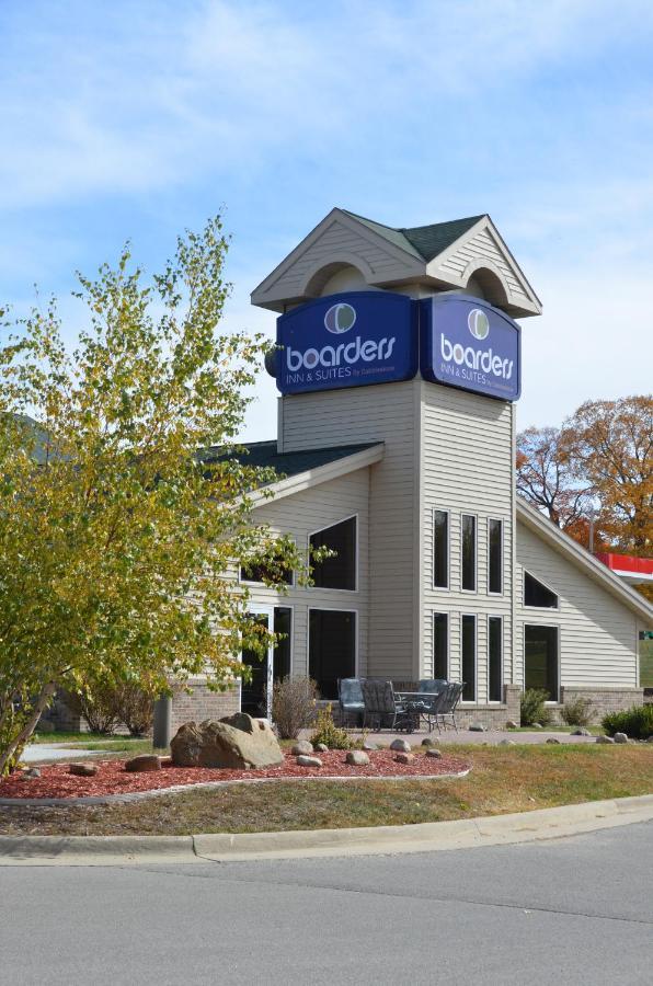 Boarders Inn And Suites By Cobblestone Hotels - Fayette Екстериор снимка